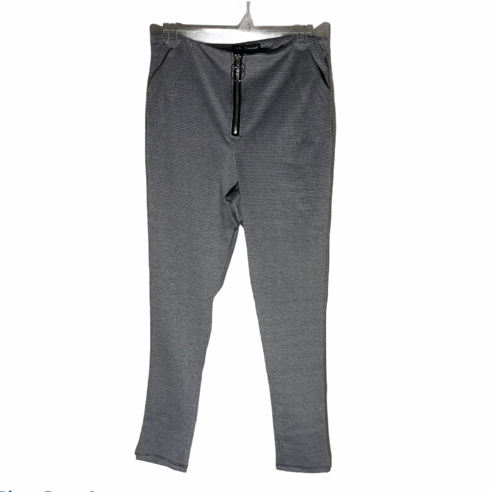 Soho Apparel Pattern White and Black Skinny Pants
